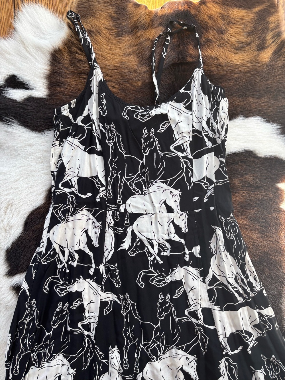 Black & White Horse-Print Maxi Dress - Sleeveless